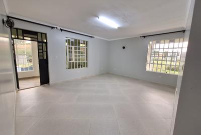 3 Bed Townhouse with En Suite in Mlolongo