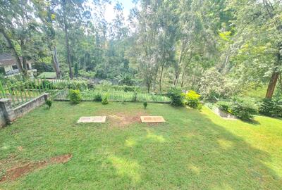 5 Bed Townhouse with En Suite at Rosslyn - 2