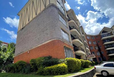 3 Bed Apartment with En Suite in Kileleshwa