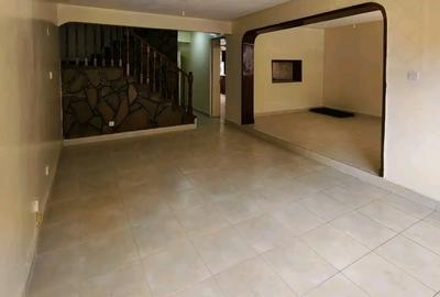 4 Bed Townhouse with En Suite at Kileleshwa - 4