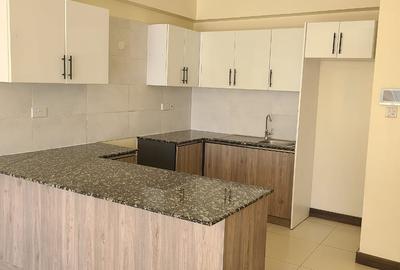 1 Bed Apartment with Swimming Pool at Kilimani Estate Nairobi - 4
