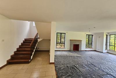 4 Bed House with En Suite in Runda - 4