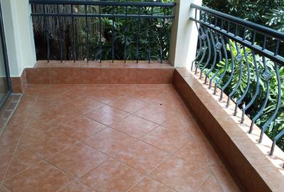 3 Bed Apartment with En Suite at Valley Arcade - 2