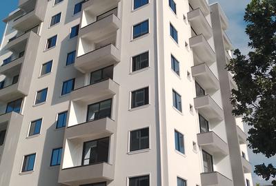 3 Bed Apartment with En Suite at Moyne Drive - 2