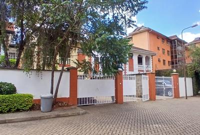 4 Bed Townhouse with En Suite at Gitanga Road - 2