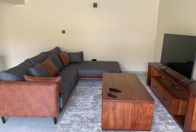 1 Bed House with En Suite in Runda - 2