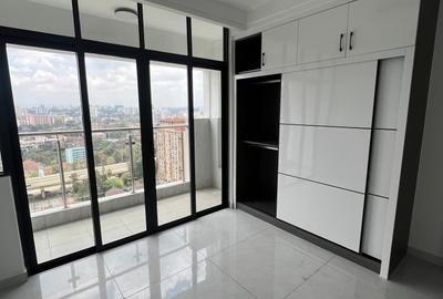 1 Bed Apartment with En Suite in Westlands Area - 4