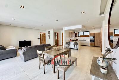 3 Bed Apartment with En Suite at Peponi Rd - 4