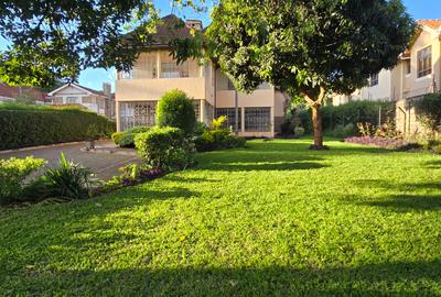 5 Bed House with En Suite at Runda Road - 3