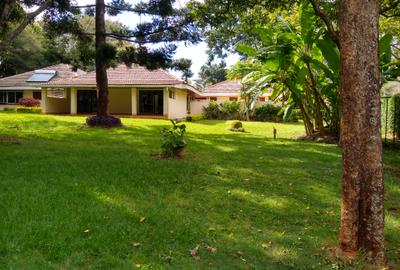 4 Bed House with En Suite at