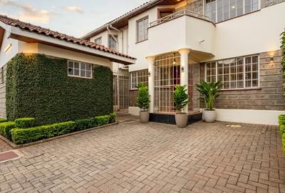 4 Bed Townhouse with En Suite in Kileleshwa