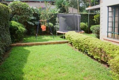 5 Bed Townhouse with En Suite in Lavington