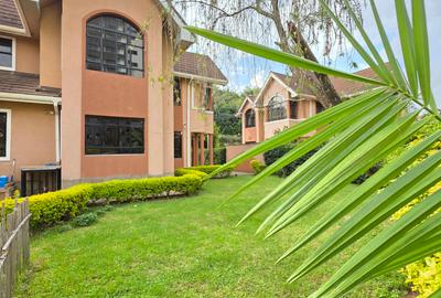 4 Bed Townhouse with En Suite at Lavington Green - 4