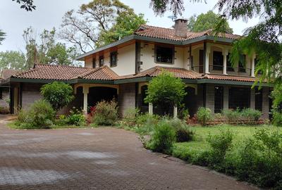 5 Bed House with En Suite in Nyari - 2