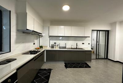 3 Bed Apartment with En Suite at Kileleshwa