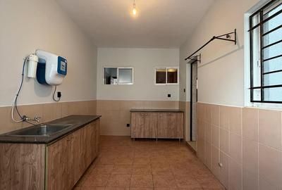 3 Bed Apartment with En Suite at Gatundu Road - 4