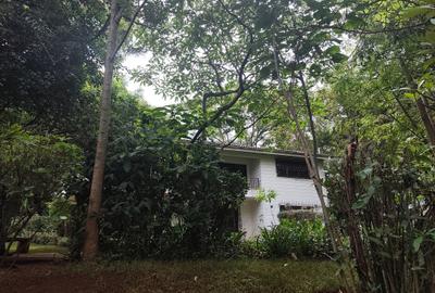 4 Bed House with En Suite in Runda - 4