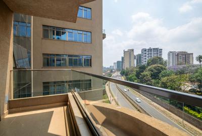 3 Bed Apartment with En Suite in Parklands - 2