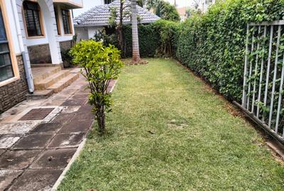 4 Bed Townhouse with En Suite in Lavington
