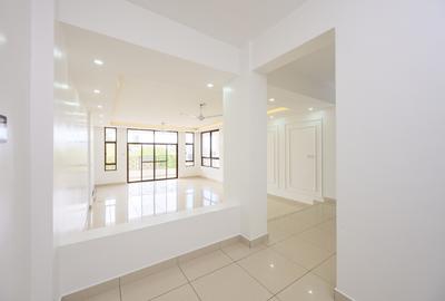 3 Bed Townhouse with En Suite at Mt Kenya Road