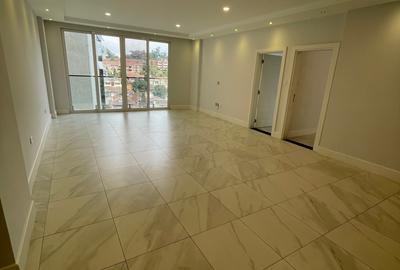 Serviced 2 Bed Apartment with En Suite in Westlands Area
