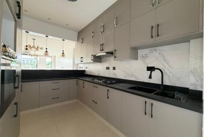 2 Bed Apartment with En Suite in Runda - 2