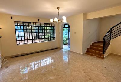 3 Bed Townhouse with En Suite in Thindigua