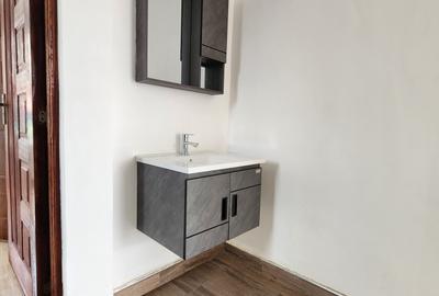 2 Bed Apartment with En Suite in Ruaka