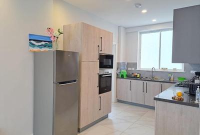 Furnished 2 Bed Apartment with En Suite in Rhapta Road
