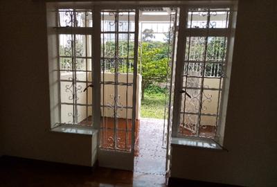2 Bed Apartment with Parking at Near Uon Stella Awinja Hostel
