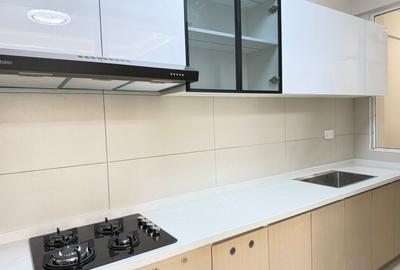 1 Bed Apartment with Swimming Pool in Kilimani - 2