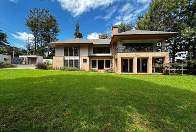4 Bed House with En Suite in Runda