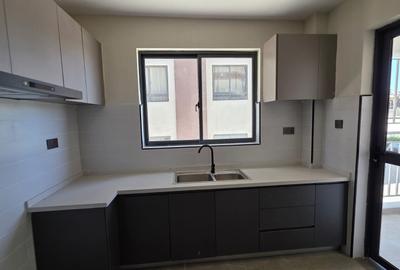 Serviced 2 Bed Apartment with En Suite in Athi River - 4