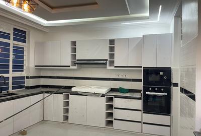 4 Bed House with En Suite in Ruiru - 4