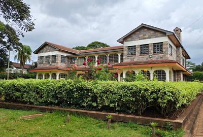 5 Bed House with En Suite in Nyari - 4