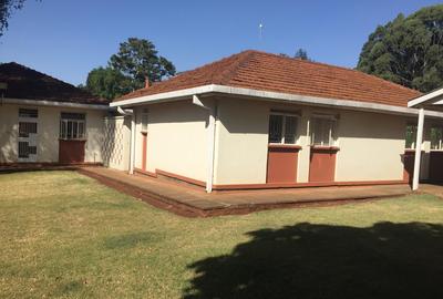 5 Bed House with En Suite in Thigiri