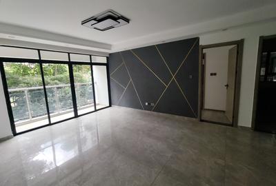 3 Bed Apartment with En Suite in Lavington - 4