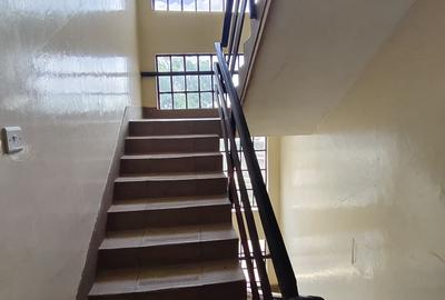 Serviced 1 Bed Apartment with Borehole in Kileleshwa