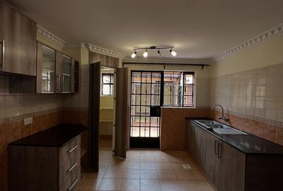 5 Bed Townhouse with En Suite at Convent Drive - 4