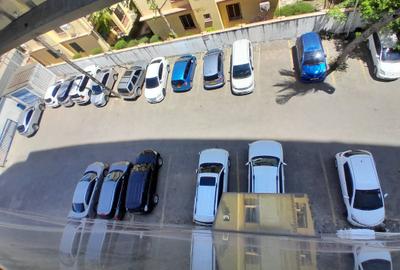 2,500 ft² Commercial Property with Parking in Nyali Area