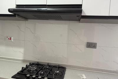 2 Bed Apartment with En Suite in Westlands Area - 3