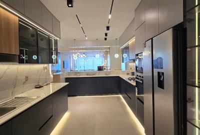 3 Bed Apartment with En Suite at Links Road - 4