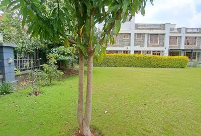 6 Bed Villa with En Suite in Karen - 4