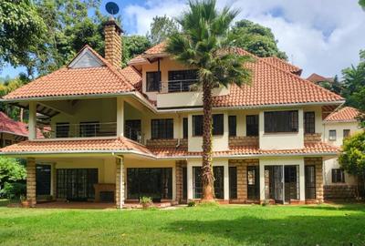 5 Bed Townhouse with En Suite in Rosslyn