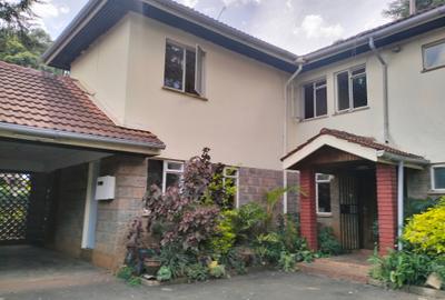 4 Bed Townhouse with En Suite in Lavington - 2