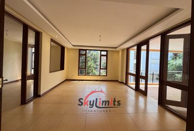 4 Bed Apartment with En Suite at Riverside Drive