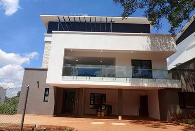 5 Bed Townhouse with En Suite at Kitisuru