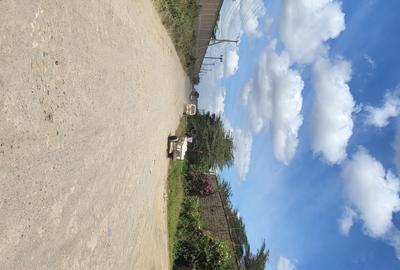 4 ac Commercial Land in Mlolongo