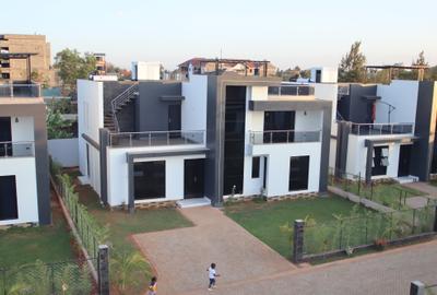 4 Bed House with En Suite in Ruiru