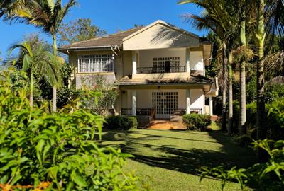 4 Bed Townhouse with En Suite in Kyuna